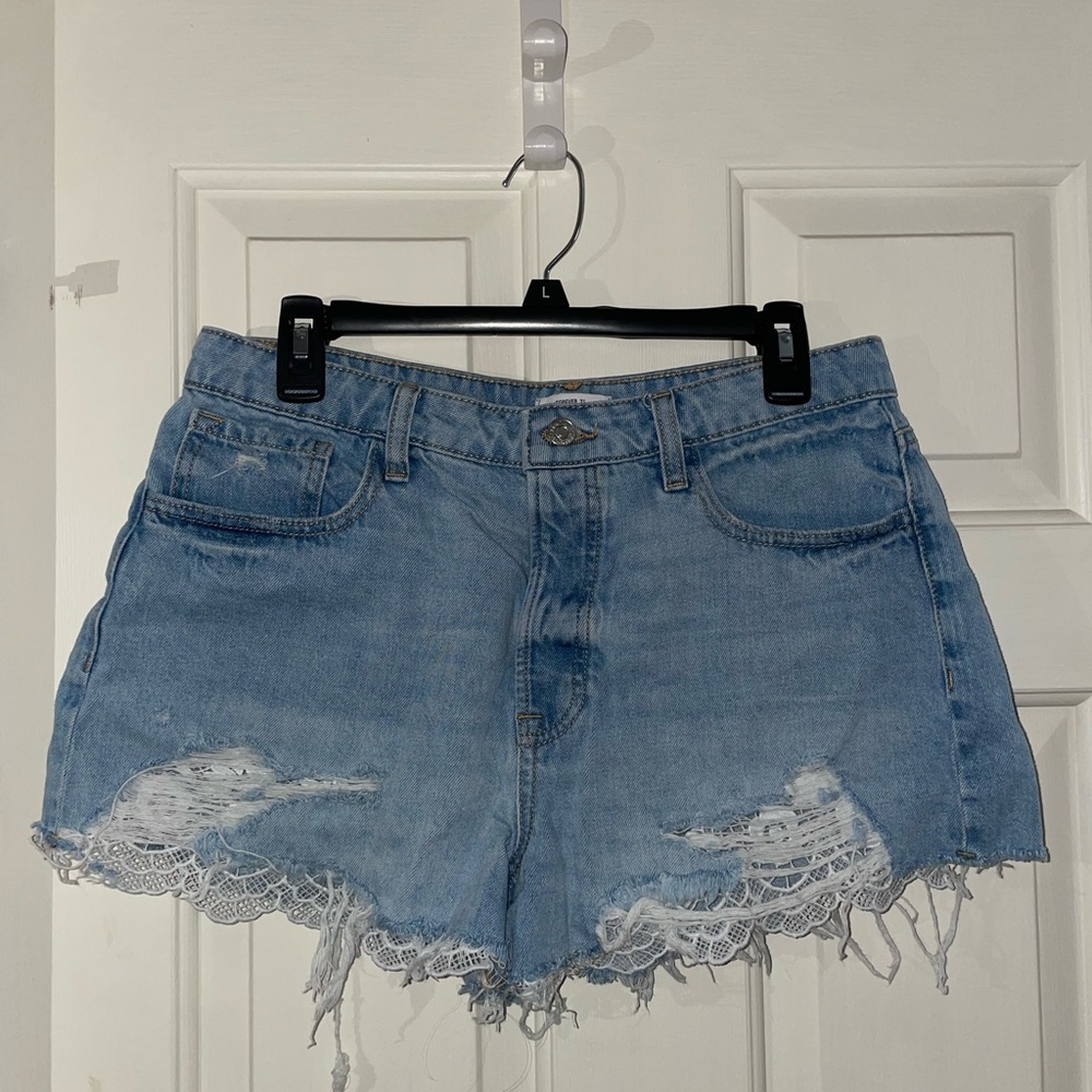 Forever21 Light Denim Distressed Shorts w/ Peek-a-boo Lace Detail